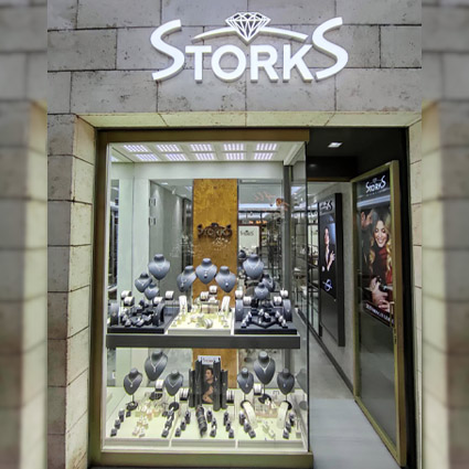 Storks Diamond