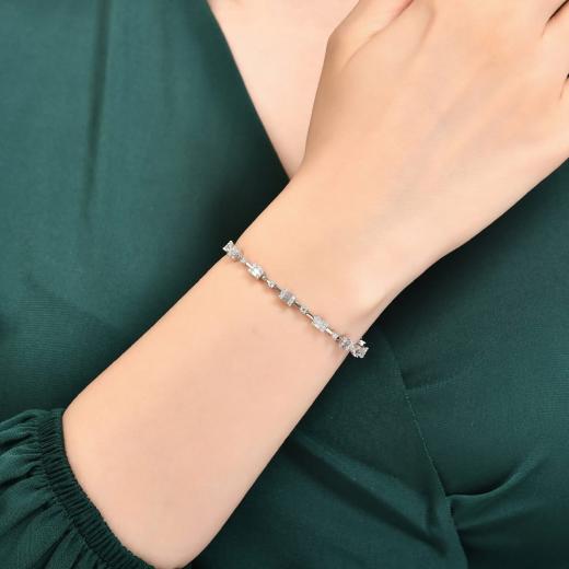 1.89 ct. Diamond Baguette Bracelet