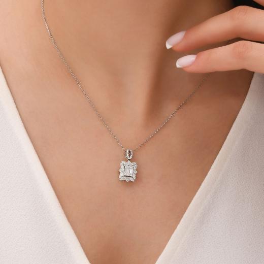 0.58 ct. Diamond Baguette Necklace