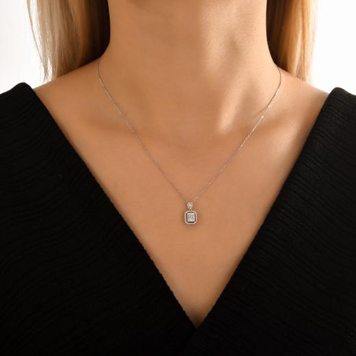 0.18 kt. Diamant-Baguette-Halskette