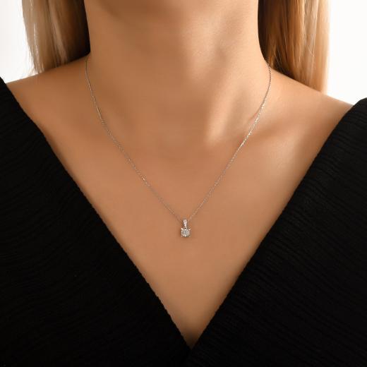 0.14 kt. Diamant-Baguette-Halskette