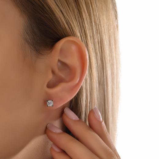 0.23 ct. Diamond Baguette Earrings