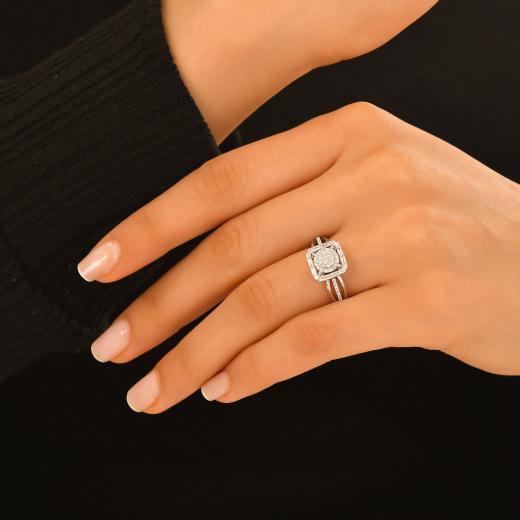 0.42 ct. Diamond Baguette Ring