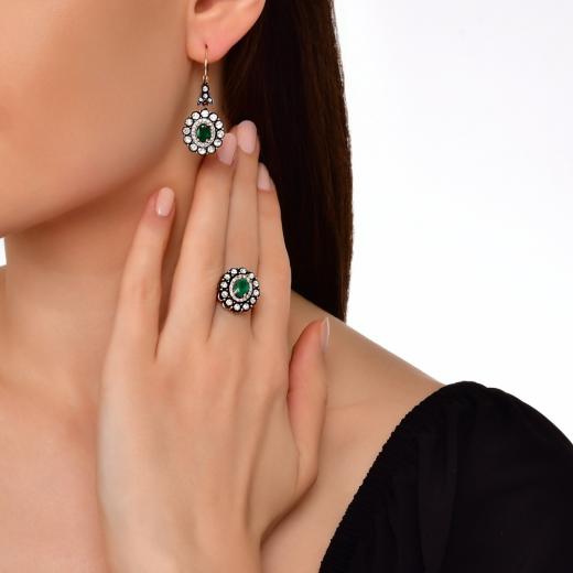 3.36 kt. Diamant-Ohrringe mit nat