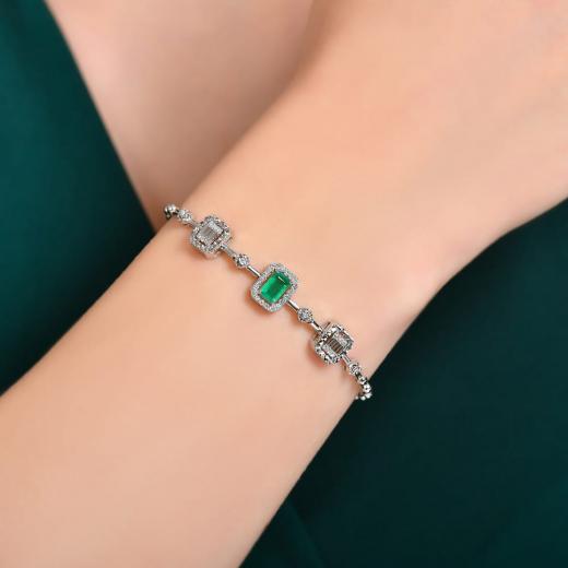 0.76 ct. Diamond Laranj Natural Emerald Bracelet