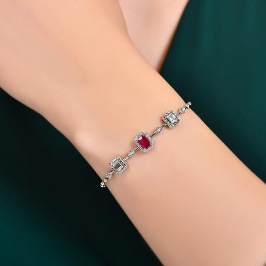 0.84 ct. Diamond Laranj Natural Ruby Bracelet