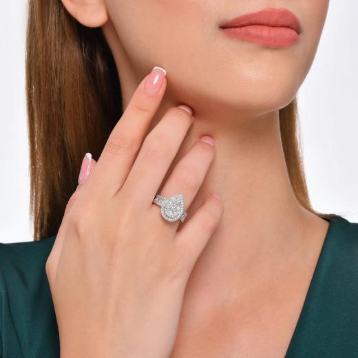 1.58 ct. Diamond Queen Baguette Ring