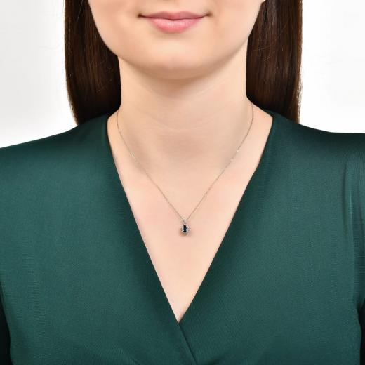 0.59 kt. Diamant-Natursaphir-Halskette