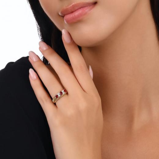 0,93 ct. Diamantring mit natürlichem Rubin