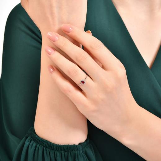 0.36 kt. Diamant Natur Rubin Ring